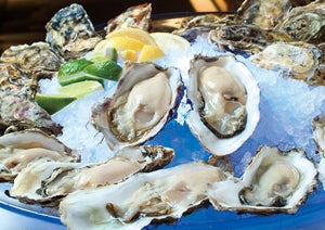 濃厚クリーミーな生牡蠣をシャンパンと-「牡蠣シャン」フェア開催-マイモン銀座