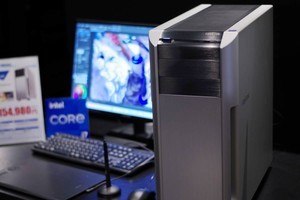 クリエイターが求める価値を目指し、PCケースからリニューアルしたraytrek「4Cシリーズ」