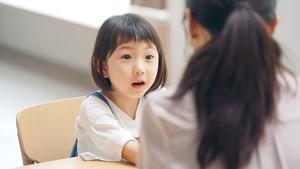 【これで世代がバレる!?】親子の何気ない会話に「懐かしい!」「言えるかな(笑)」「待ってこれ歌えるの、もうママさん世代なの…!?」と大きな反響を呼ぶ