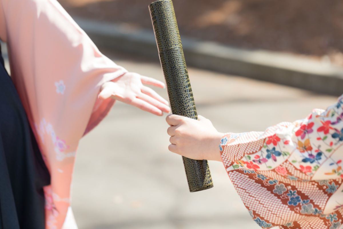 進呈と贈呈の類語