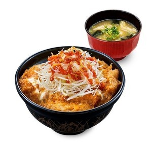 かつ庵、 シャキシャキ旨辛な「白髪ねぎ熟成ロースかつ丼」発売