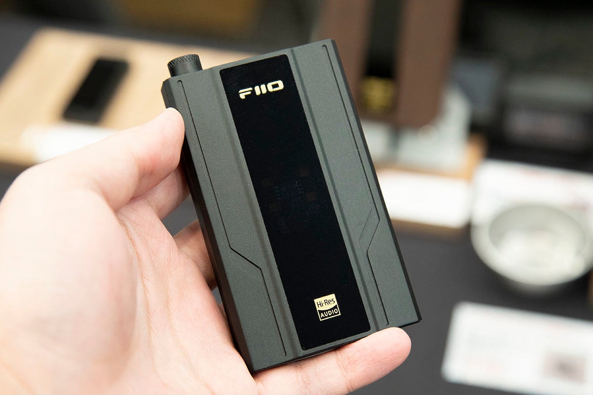 FiiO Q1 Mark II USB DAC内蔵ポータブルヘッドホンアンプ - オーディオ機器