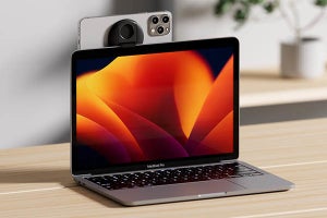 iPhoneがMacBookの高画質Webカメラに！　ベルキン、MageSafe対応マウント