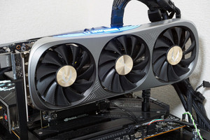 「GeForce RTX 4070 Ti」を試す - RTX 3080 Ti超えで省電力、ゲーマーの心を鷲づかむ？