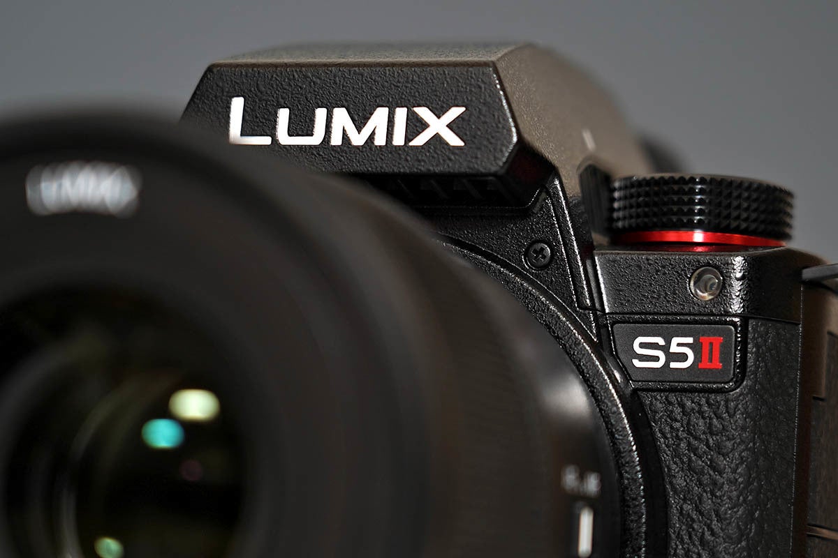 LUMIX S5II」の魅力を紹介するライブ配信、1月6日18時から実施 プレゼント企画も | マイナビニュース