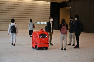 JR東日本、混雑回避や回遊販売が可能なロボット配送サービスを検証