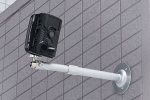 防犯カメラやプロジェクターの設置に適した天吊り金具 角度調節・回転可能