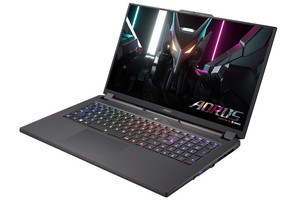 GIGABYTE、第13世代Core i9 HX / RTX 40 Laptop搭載でゲーミングノートPC刷新