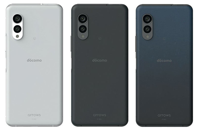 カラーバリエーションはフォグホワイト、フォレストブラック、ブラッシュネイビー（ドコモオンラインショップ限定カラー）の3色