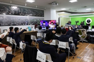 横浜の8企業・団体が地域活性化に向け異業種交流会 - eスポーツで親睦深める