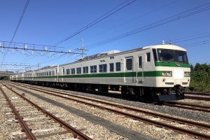 JR東日本185系「とちぎ1号」栃木の「いちご」にちなみ臨時列車運転