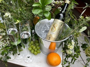 芋なのに果実感? 霧島酒造、シャンパングラスで楽しむ本格芋焼酎を発売