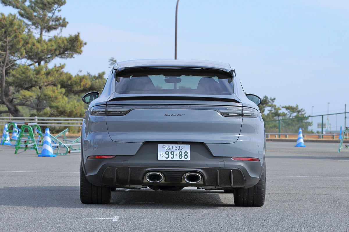 ポルシェ「カイエン ターボGT」