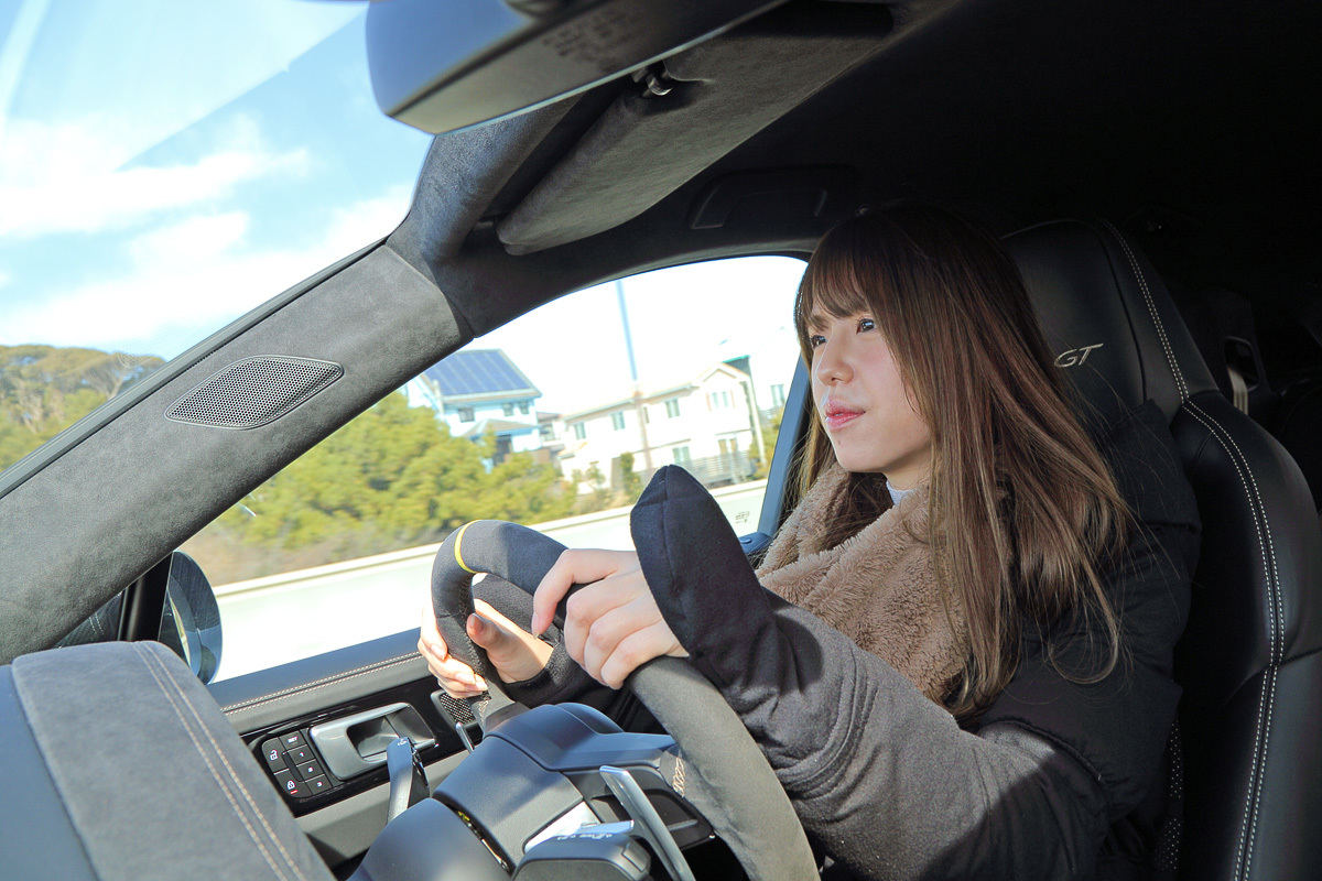 ポルシェ「カイエン ターボGT」