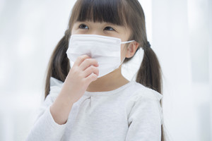 子どもが花粉症かもしれないと思ったら…症状の見分け方や対処法を医師に聞いた