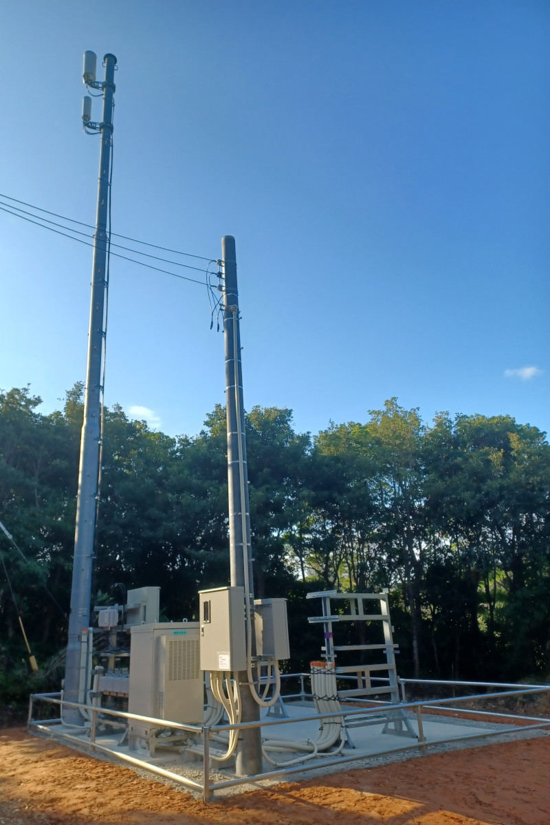 運用開始第1号となったJTOWERの新設屋外タワー（沖縄県国頭郡）