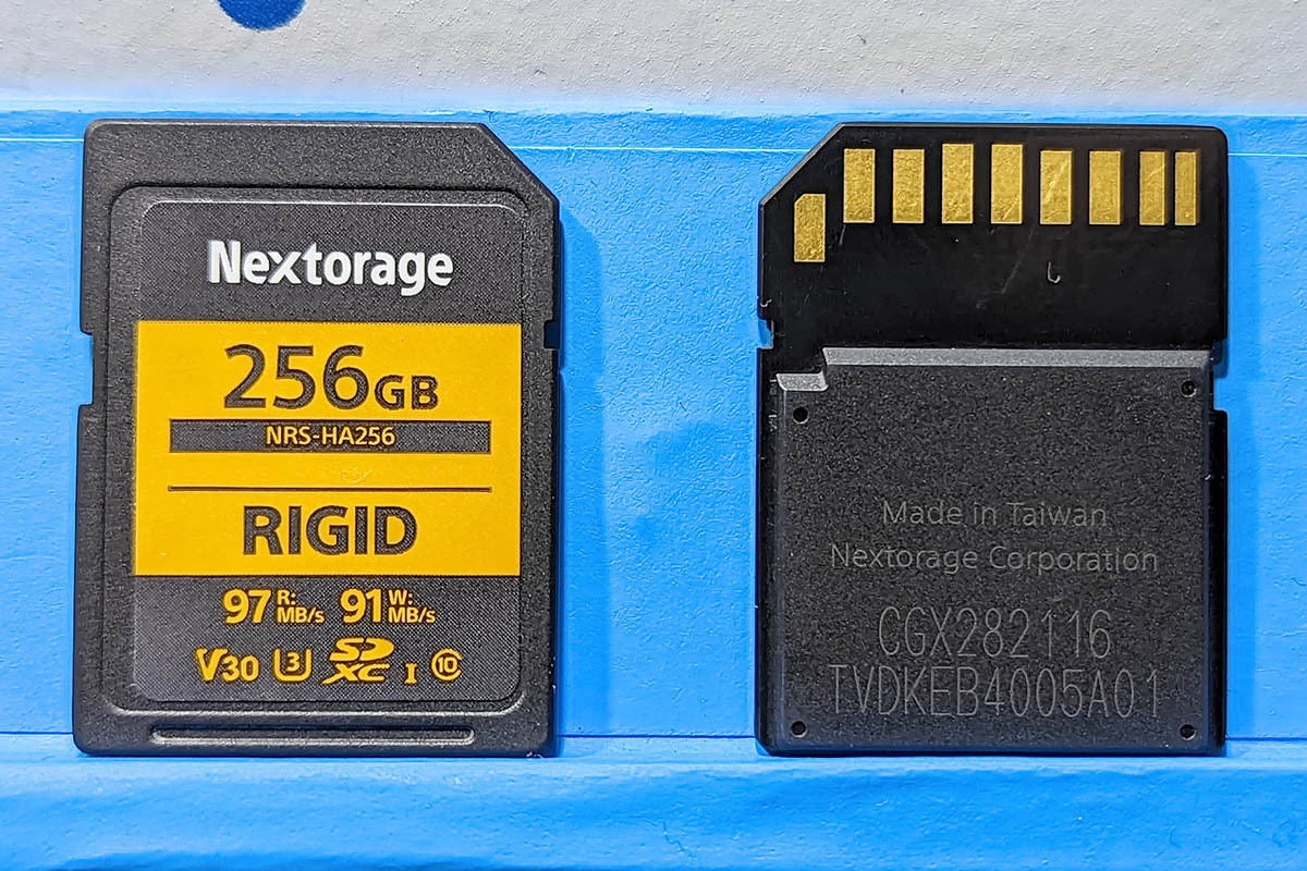 CP+2023】Nextorage、頑丈なSDカードはカメラのバッテリーも