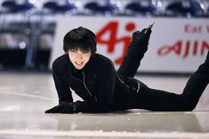 羽生結弦アイスショー『プロローグ』、舞台裏詰め込んだ2時間の特別版放送