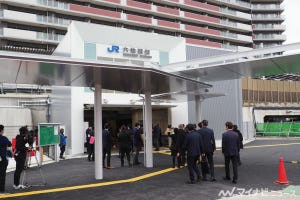 JR奈良線複線化に合わせ移設、六地蔵駅の新駅舎・ホームを報道公開