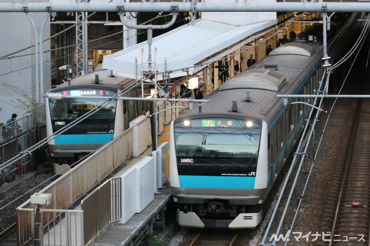 JR東日本、根岸線全線開通50周年でホーロー駅名標レプリカ掲出など | マイナビニュース