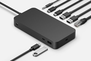 マイクロソフト、USB 4／Thunderbolt 4対応の高機能ドッキングステーション