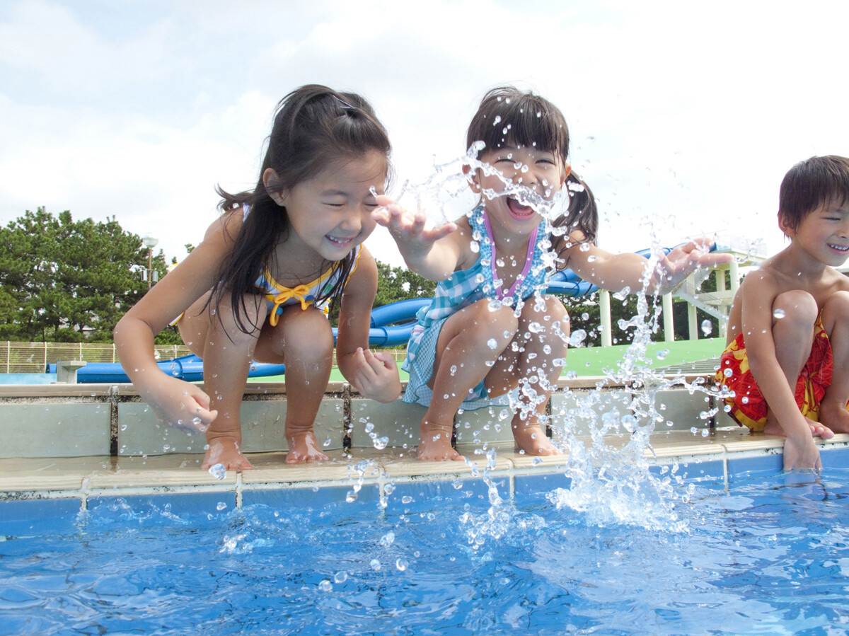 保育園　水着　着替え PR】【女の子】保育園用水着の人気おすすめ6選！柄物やフリル・装飾はOK？ 選び方も紹介 | マイナビニュース