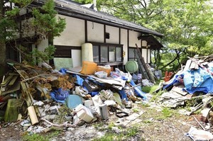 集合住宅内に隠れごみ屋敷、約2割が「あると思う」 - 対処法は?