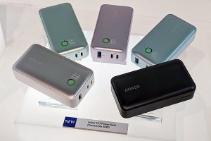 Ankerから世界最小クラスの10,000mAhモバイルバッテリー、ディスプレイも搭載