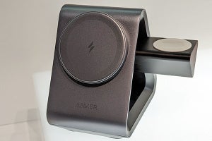 iPhone／Apple Watch／ワイヤレスイヤホンを同時に充電できる「Anker 737 MagGo Charger」