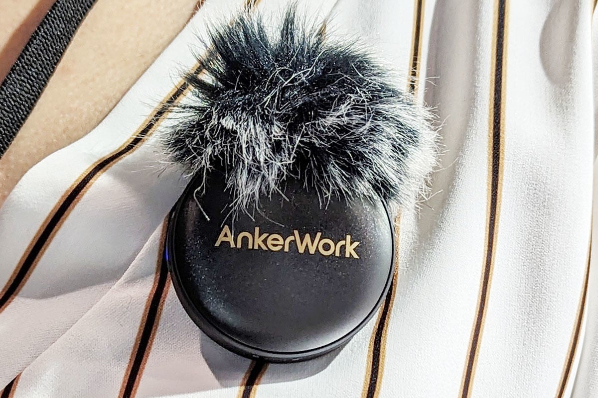 AnkerWork、200mつながるバッテリ内蔵の小型ワイヤレスマイク | マイ