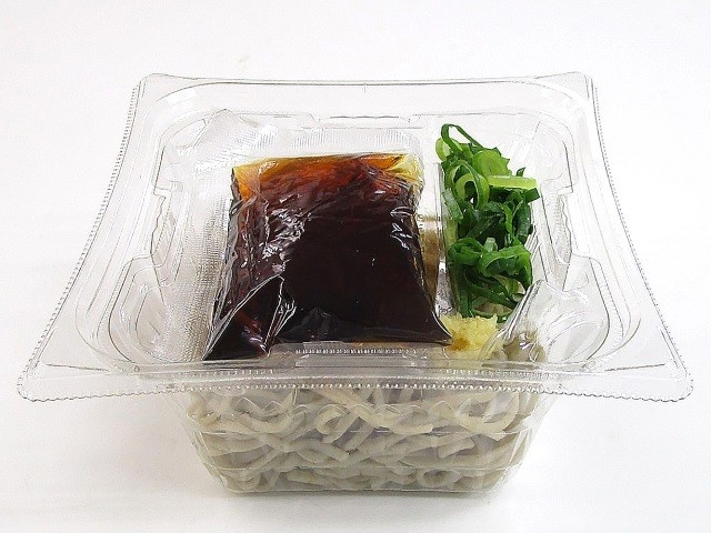 「ちょびっとぶっかけそば」(270円)