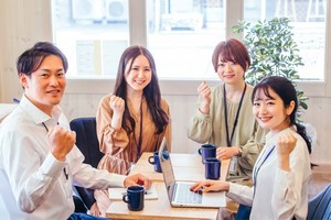 コミュ力おばけとは? 共通する特徴やコミュ力おばけな人になる方法を紹介