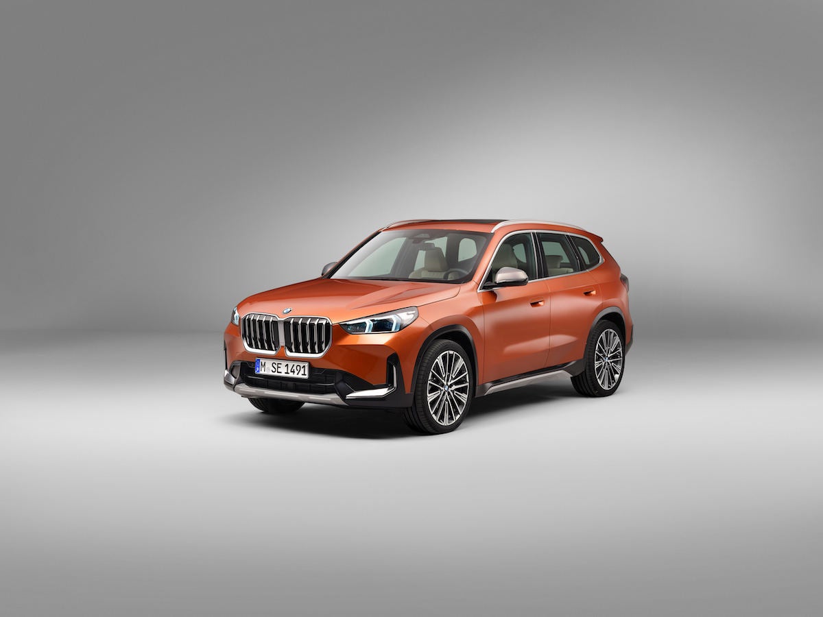 BMW「X1」にクリーンディーゼルエンジン搭載の「xDrive20d」追加! 燃費はクラス最高レベル マイナビニュース