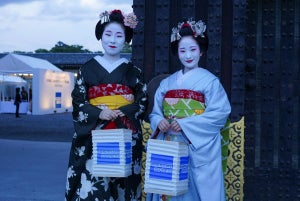 世界遺産 二条城を貸し切りに! 一夜限りの桜ライトアップ散歩 - アメックスの極上「京都体験」してきた