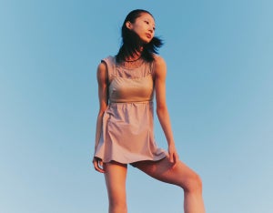 「DANSKIN×AROMATIQUE」初のコラボコレクションをローンチ-モデルにバレエダンサーの飯島望未さん起用