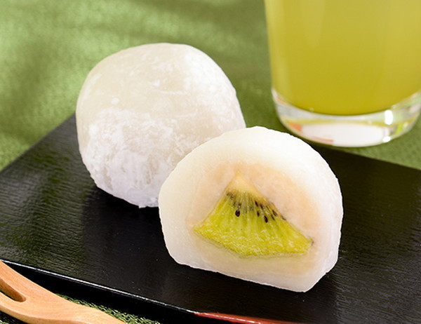 「ごろっとキウイ大福」(235円)