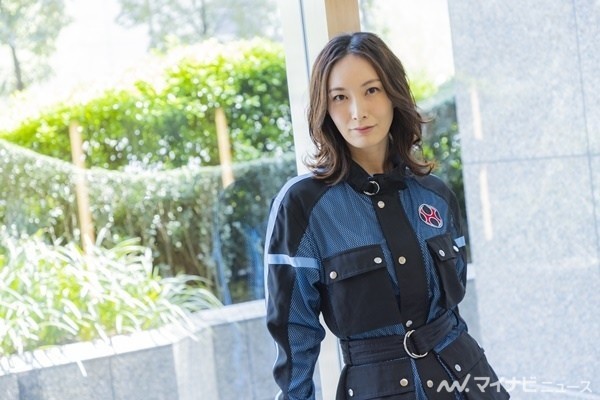 ハリケンジャー』長澤奈央、フルメンバーで挑む20周年作「新しい感覚の作品ができたことに感動」：マピオンニュース