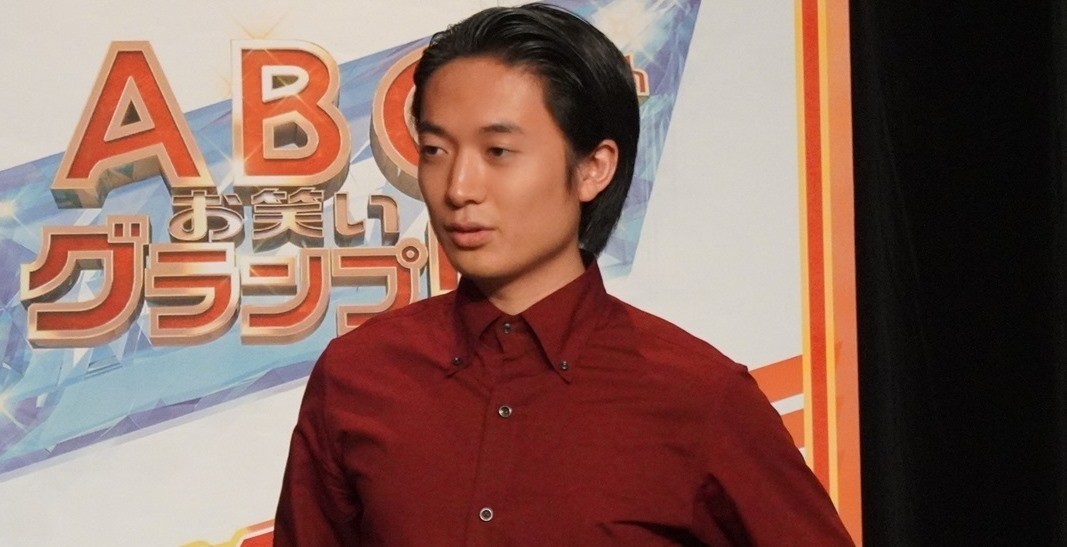 早稲田大4年・友田オレ、『ABCお笑いGP』決勝進出でトレンド12位に 会いたい芸人は?：マピオンニュース