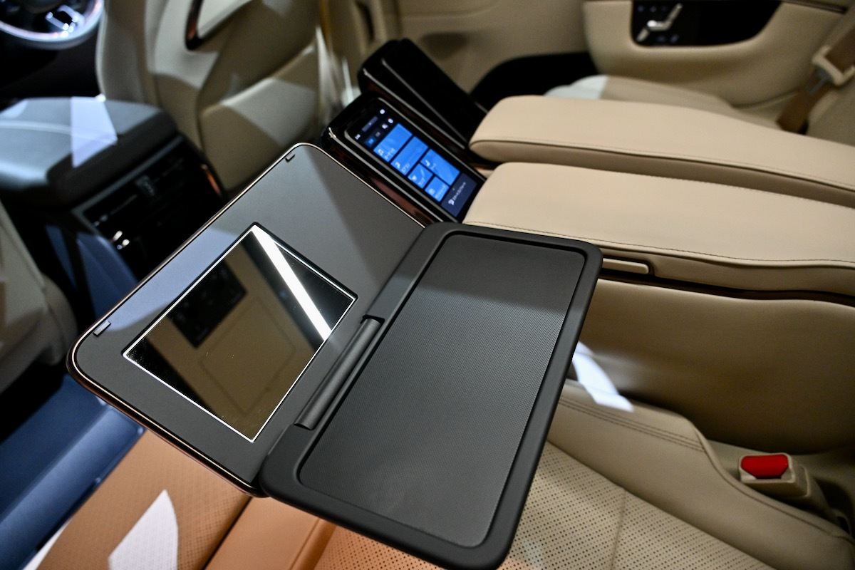 トヨタの新型「アルファード」