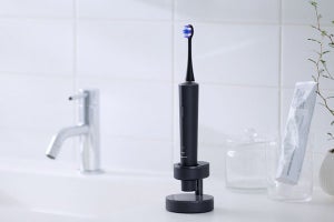 パナソニック「ドルツ」、新センサーで正しい磨き方に導く最上位電動歯ブラシ