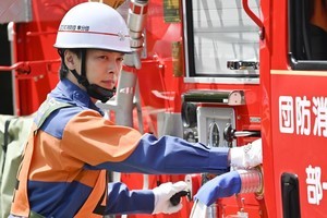 太郎(中村倫也)、“浩喜(一ノ瀬ワタル)犯人説”広めた人物探す『ハヤブサ消防団』