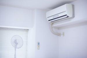 夏の電気代節約に最も効果的なこととは? 今すぐできるエアコン節電のコツをチェック