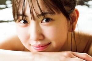 SKE48熊崎晴香、はだけるシャツから美谷間チラリ…1st写真集の表紙3種公開