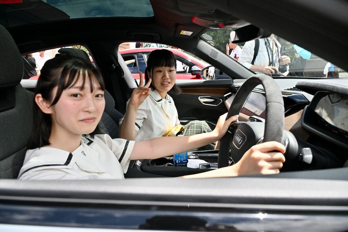 アウディ屋久島ツアーの様子