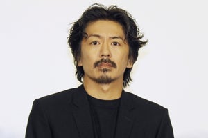 森田剛、戦時中のアナウンサー役を熱演「より多くの人に届けたい」