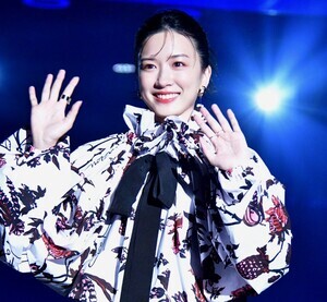 永野芽郁、12年前に撮影されたモデル時代の写真公開に照れ笑い