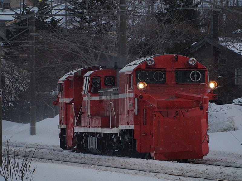 JR北海道、旭川運転所でDE15形・キヤ291形「ラッセル車両撮影会」 | マイナビニュース