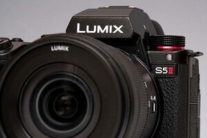 人気クリエイターの表現で手軽に撮影、LUMIX S5II「リアルタイムLUT」の醍醐味