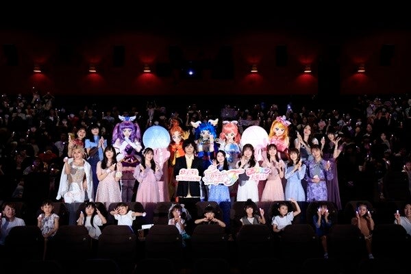 「プリキュア」映画完成披露に13人のプリキュア声優が集結