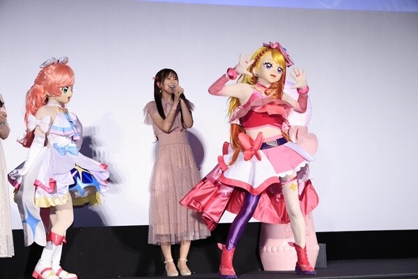 「プリキュア」映画完成披露に13人のプリキュア声優が集結